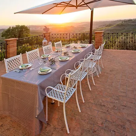 Beautiful In With Private Swimming Pool, Be Inside Or Outside Ferienhaus